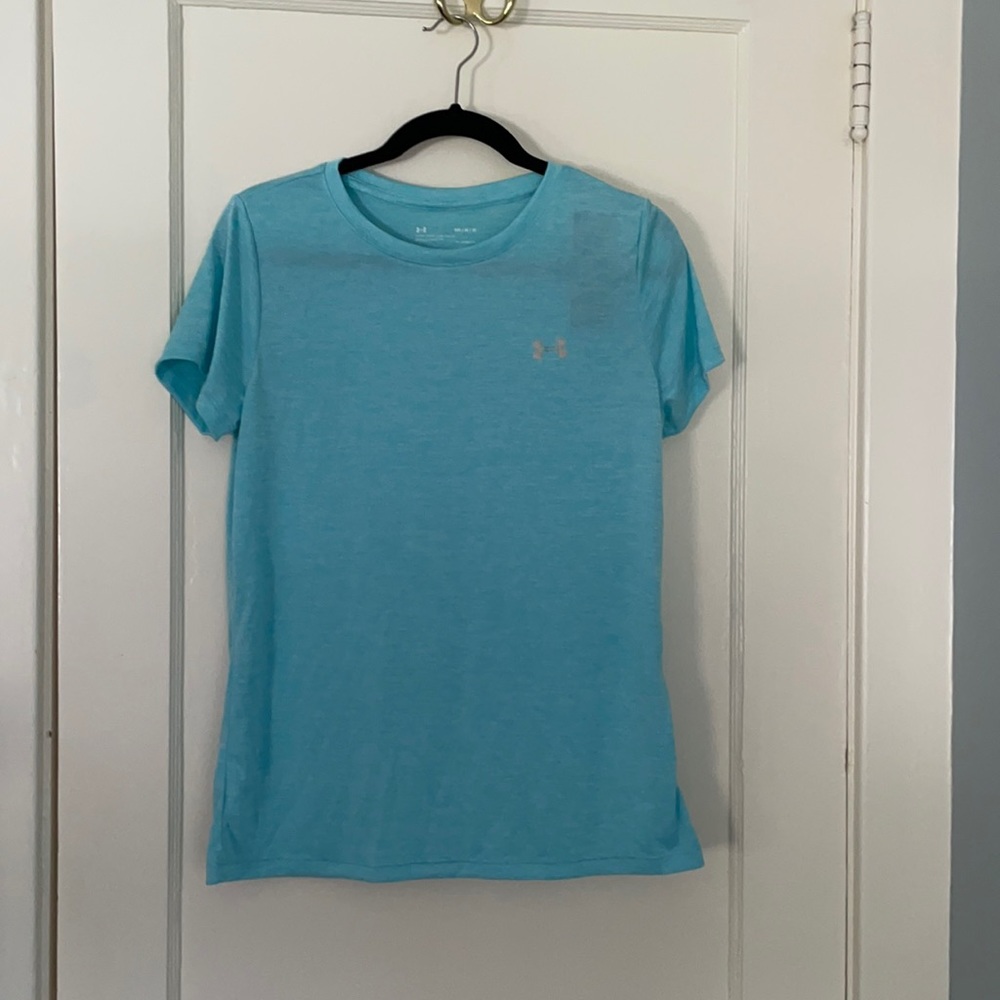 Under armour t shirt